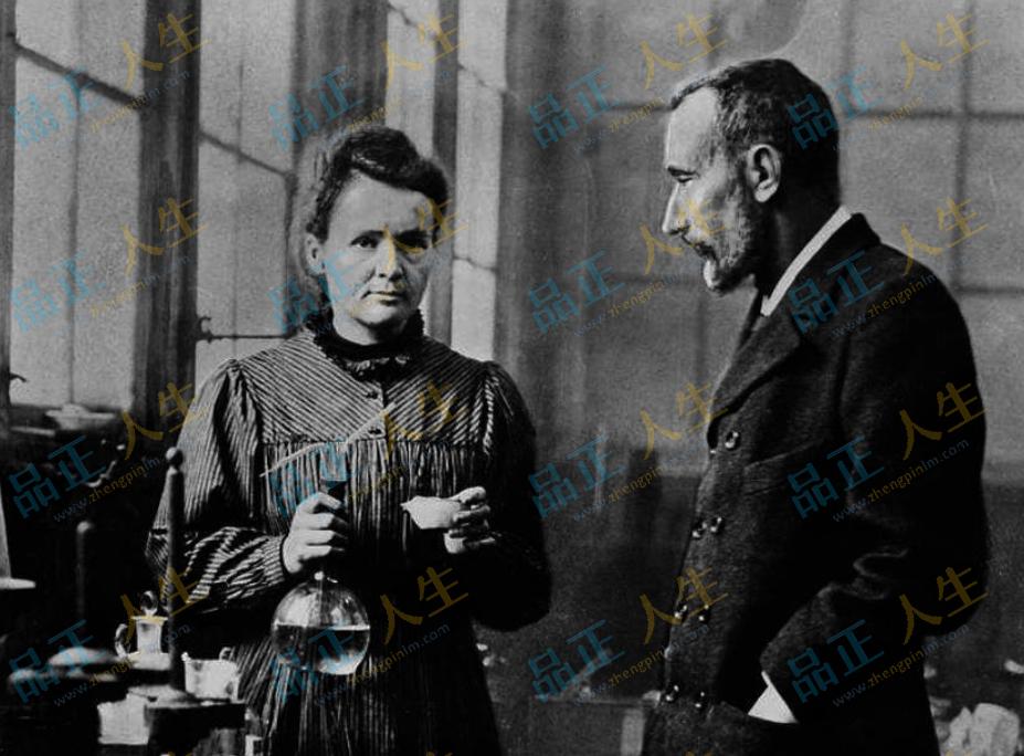 玛丽·居里：跨越荆棘的科学之光与不朽灵魂（放射性研究）