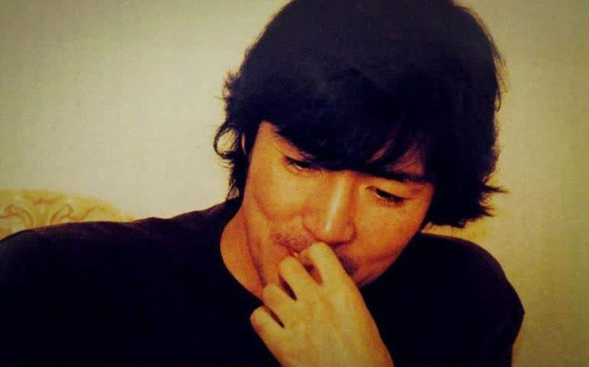 东野圭吾：从“废柴”到“天王”的推理逆袭